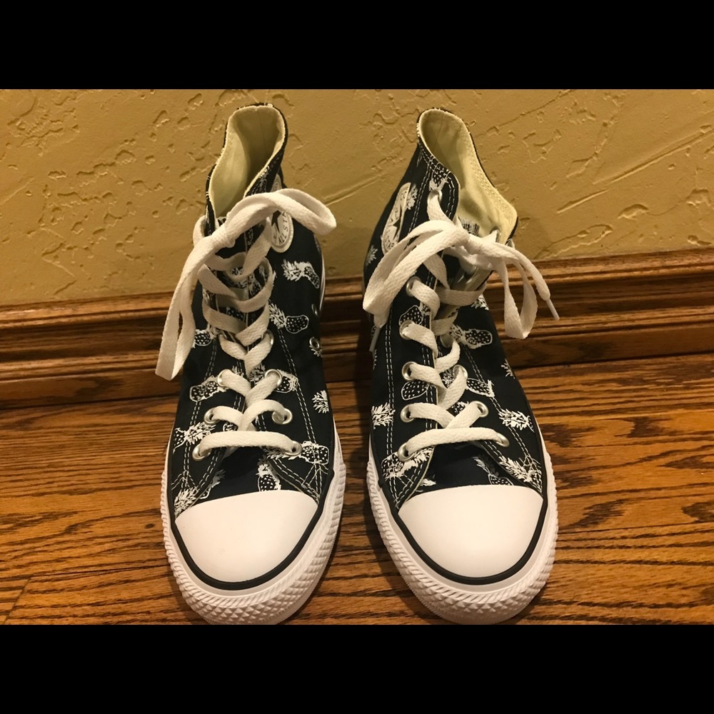 Pineapple Converse